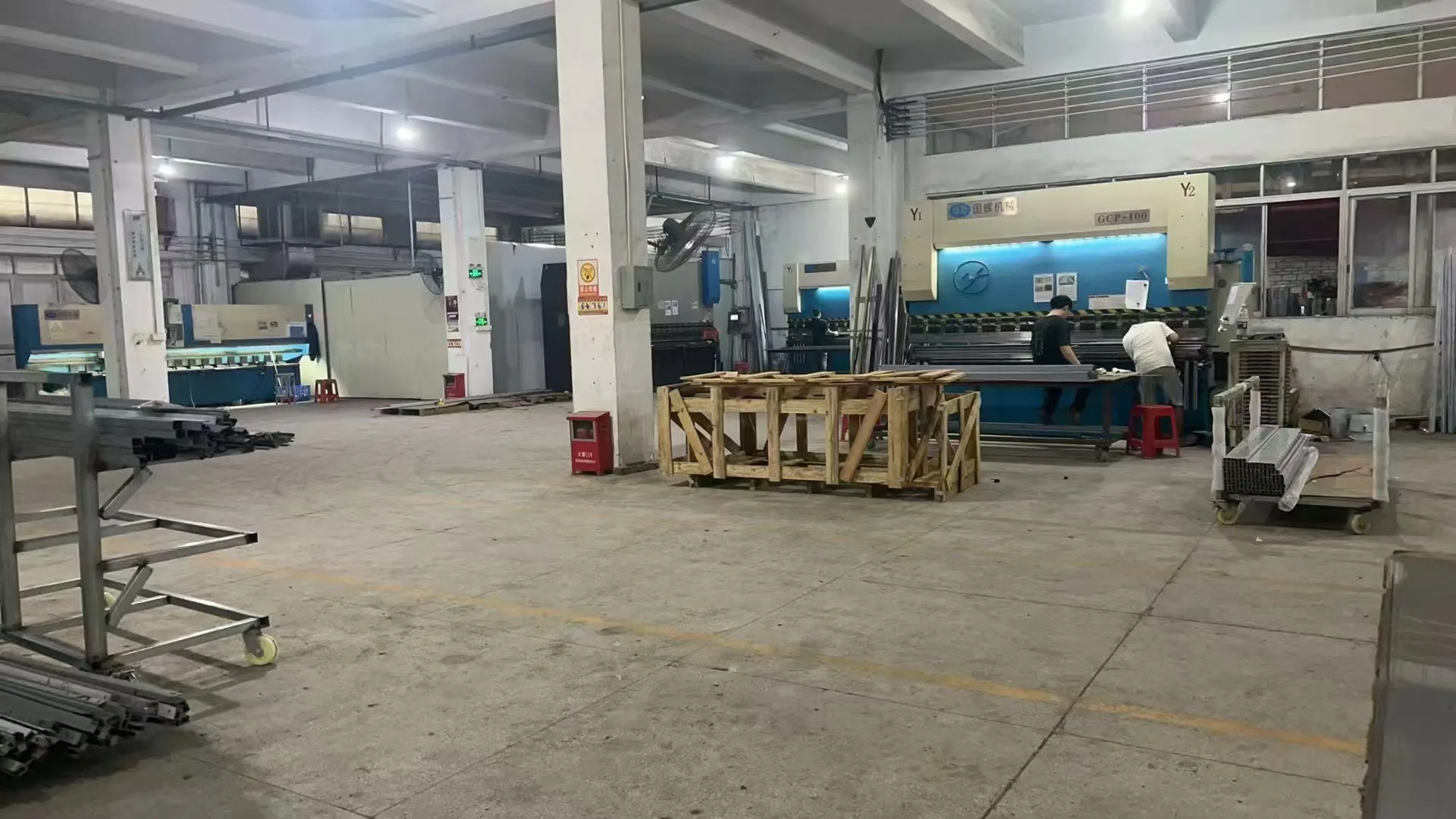 HOOBOW factory production line